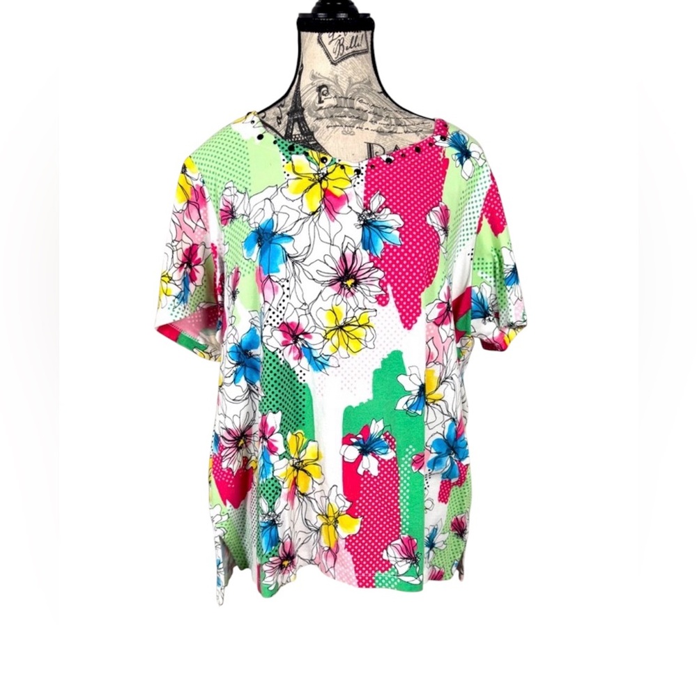 Alfred Dunner Vibrant Floral Black beading at Neckline Short Sleeve Top Size Lg